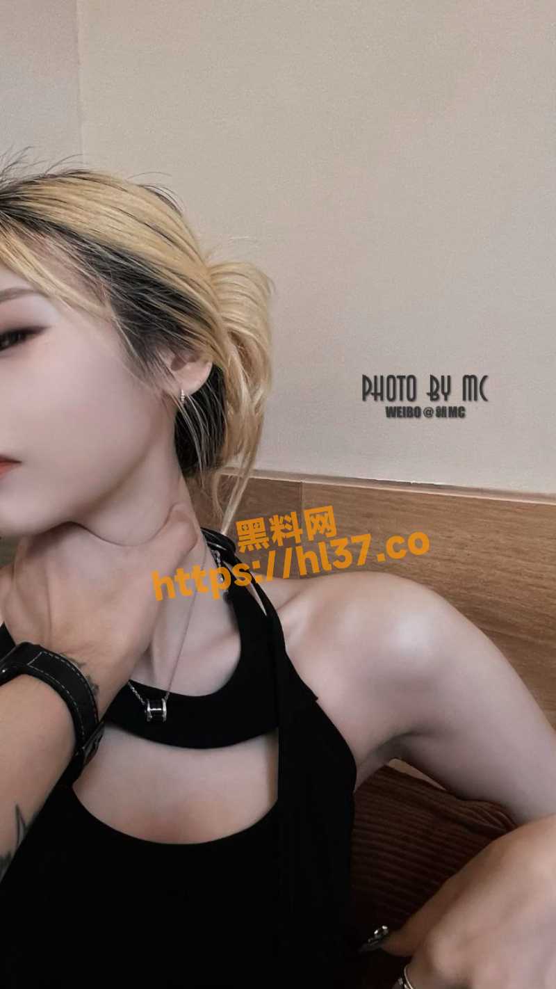 800X1422