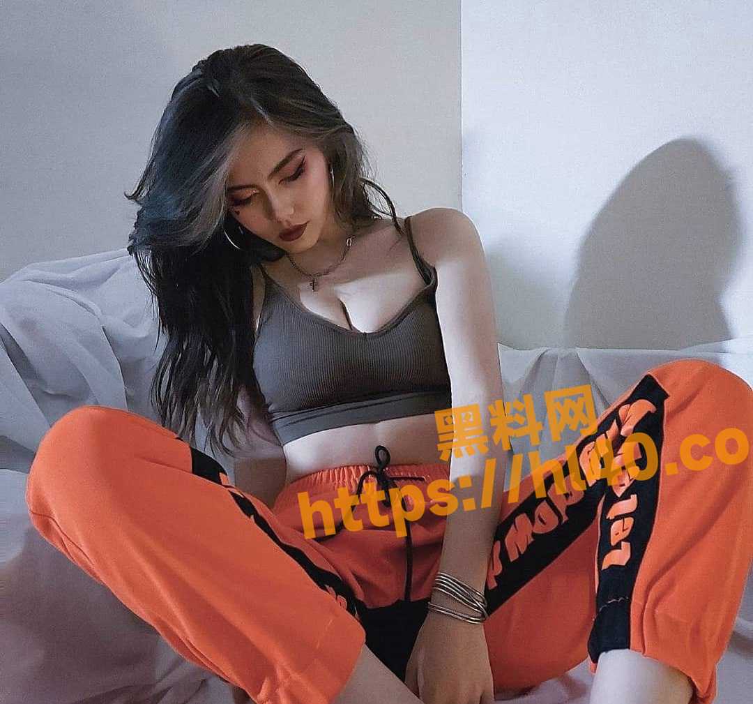 1080X1009