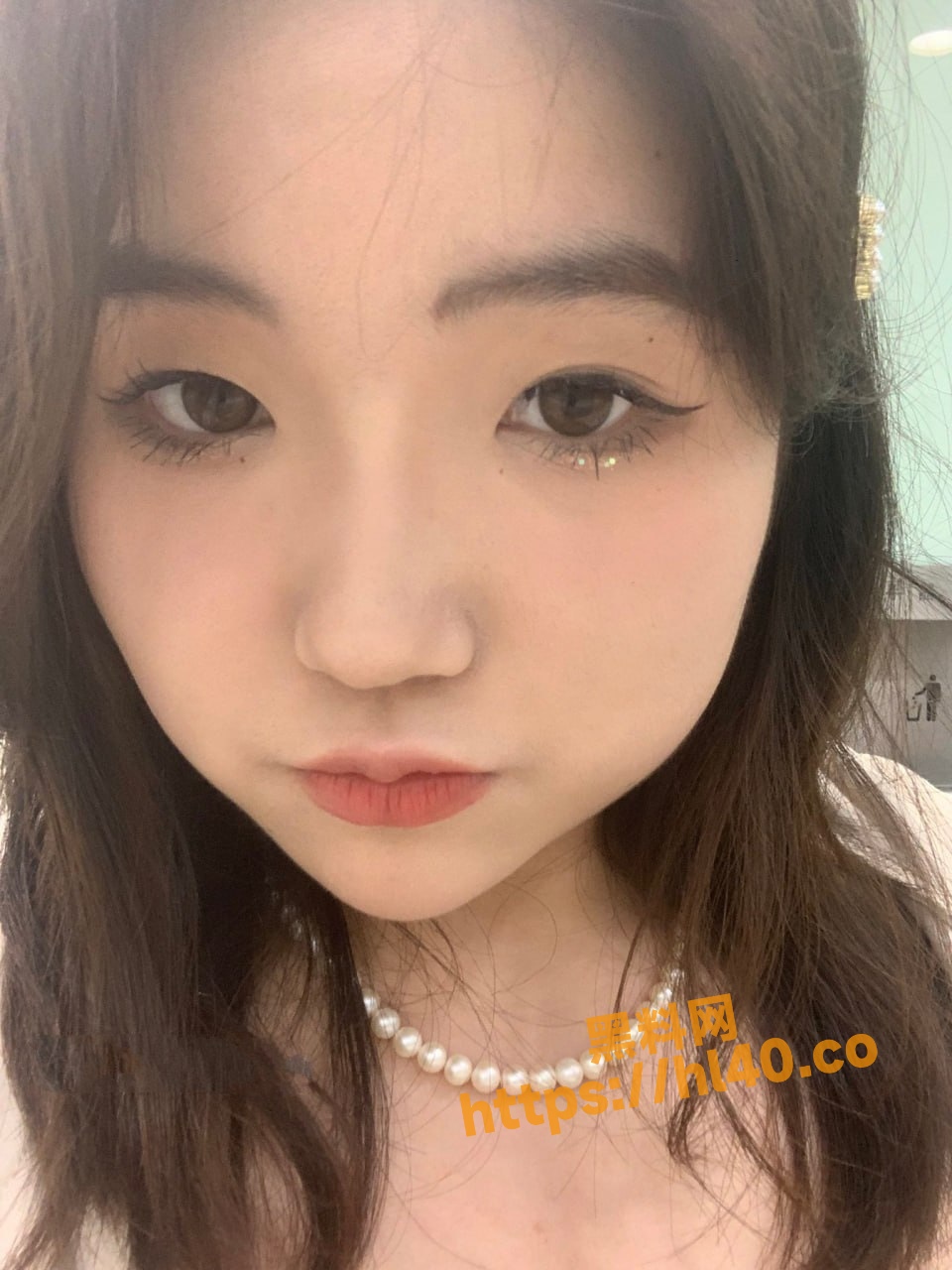 960X1280