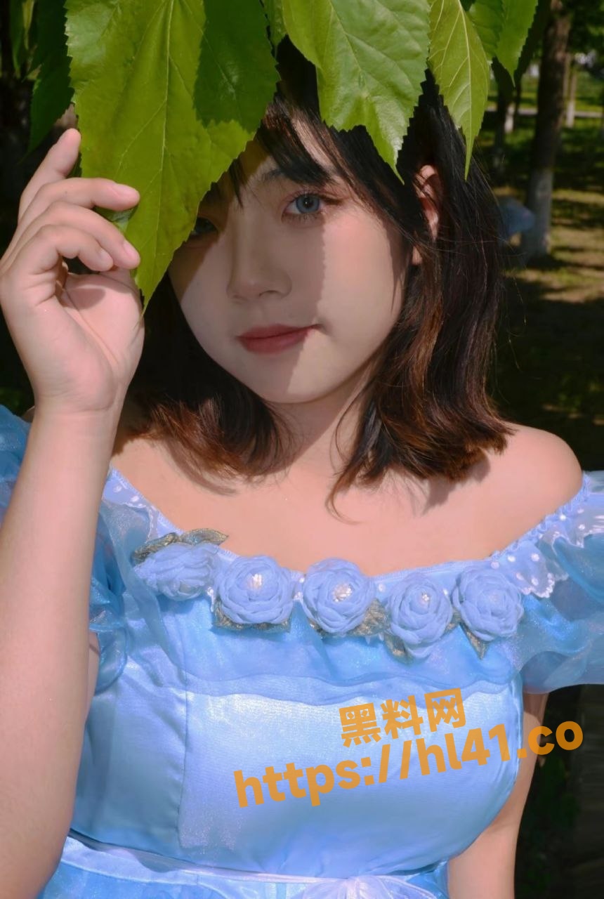 860X1280