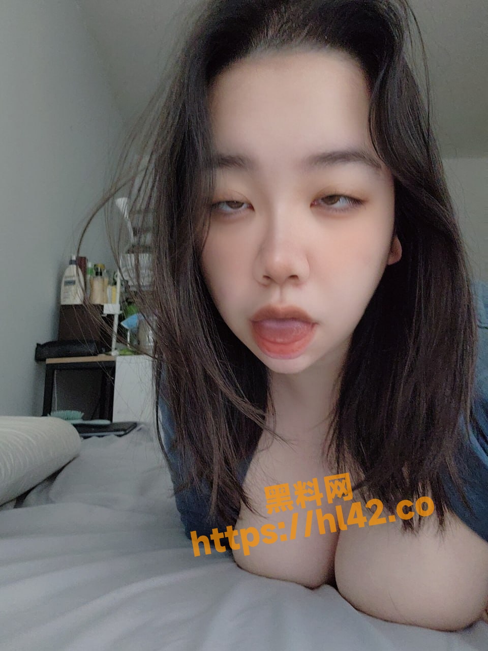 960X1280