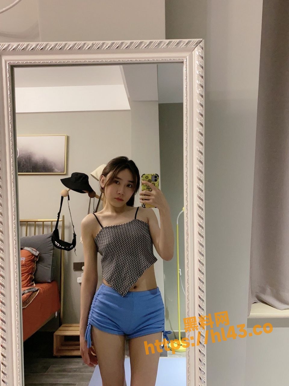 960X1280