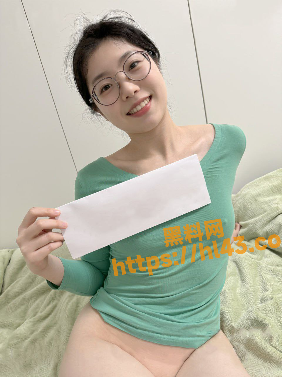 960X1280