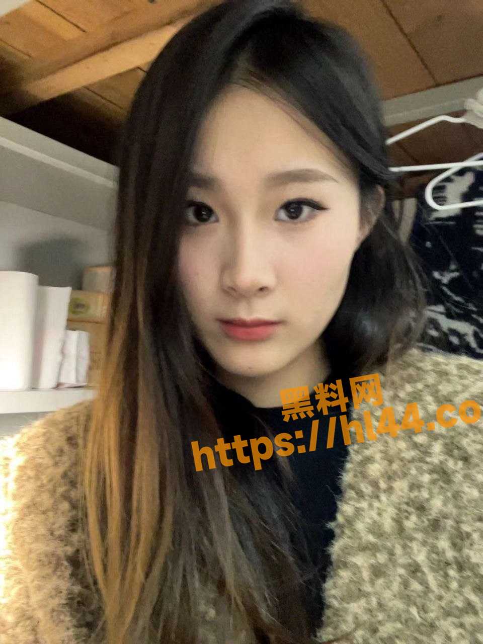 960X1280