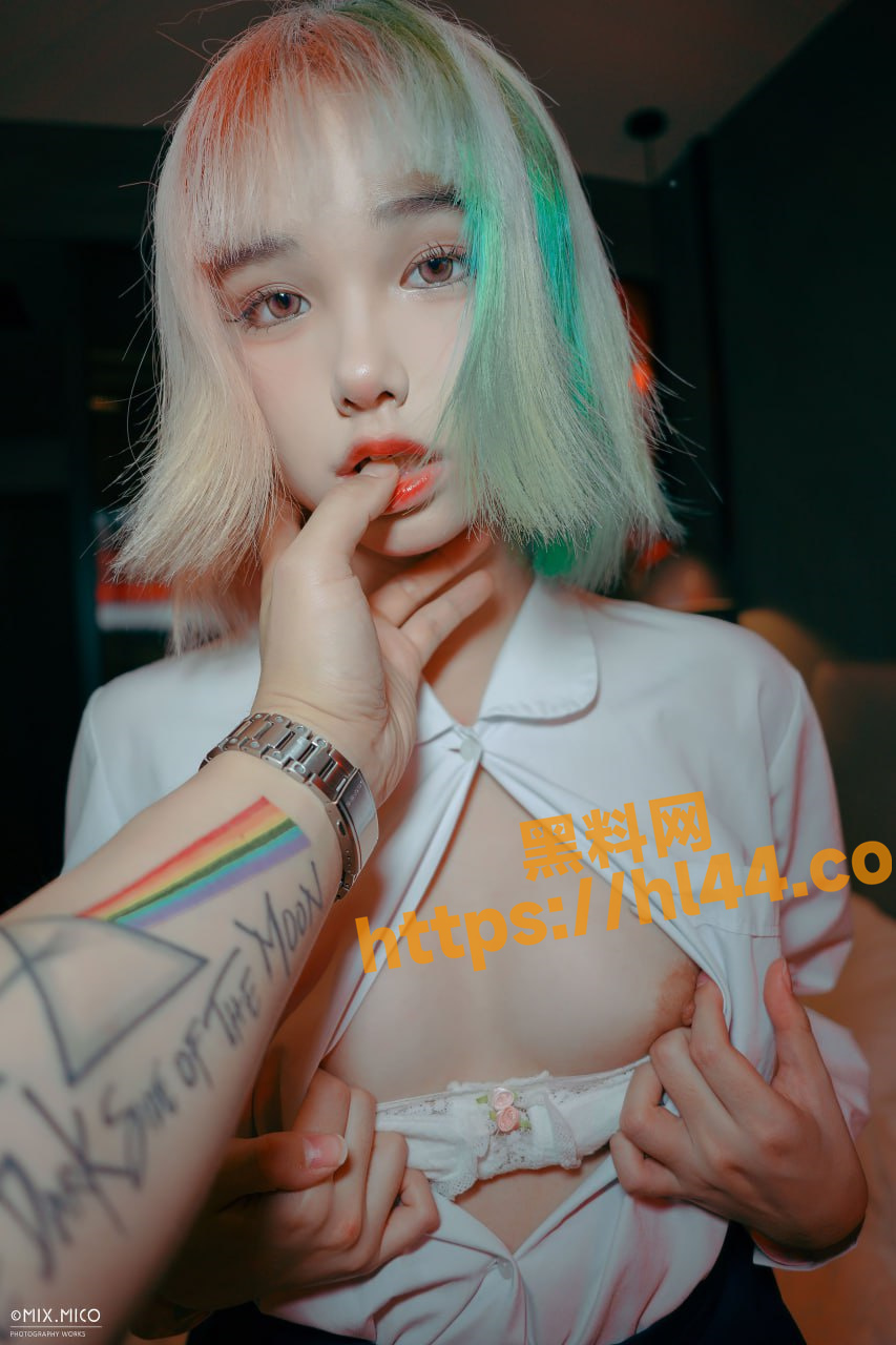853X1280