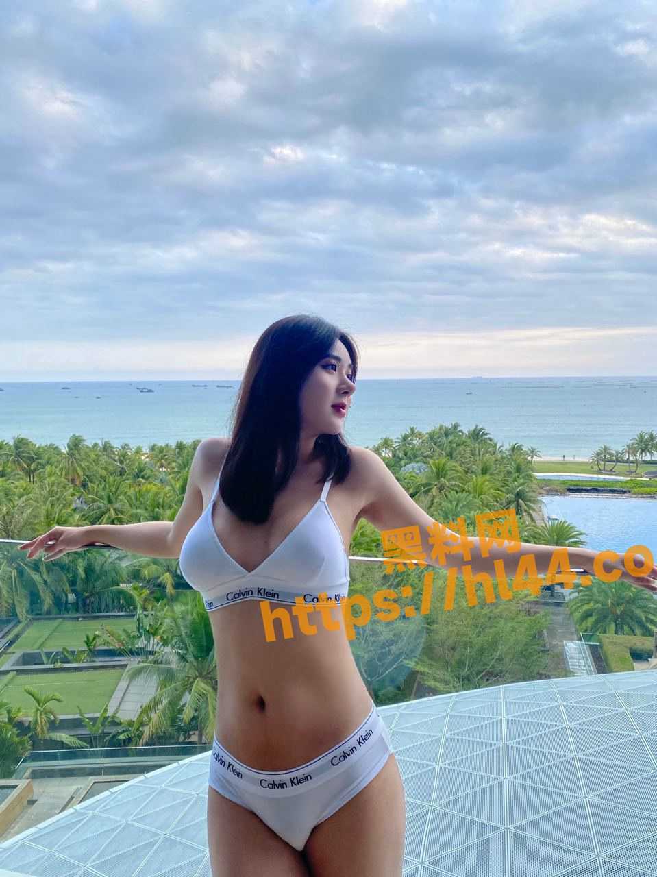 959X1280