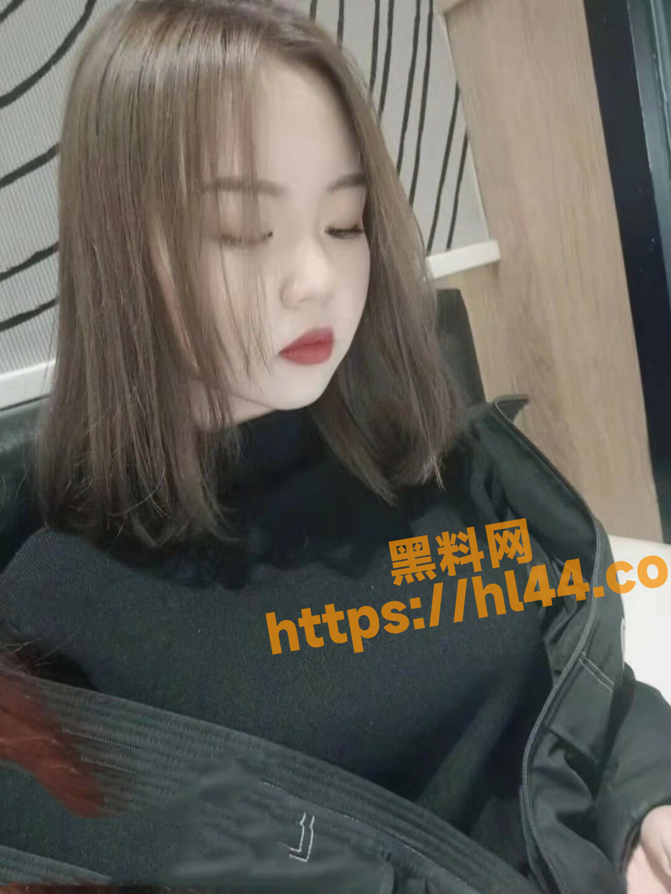 960X1280