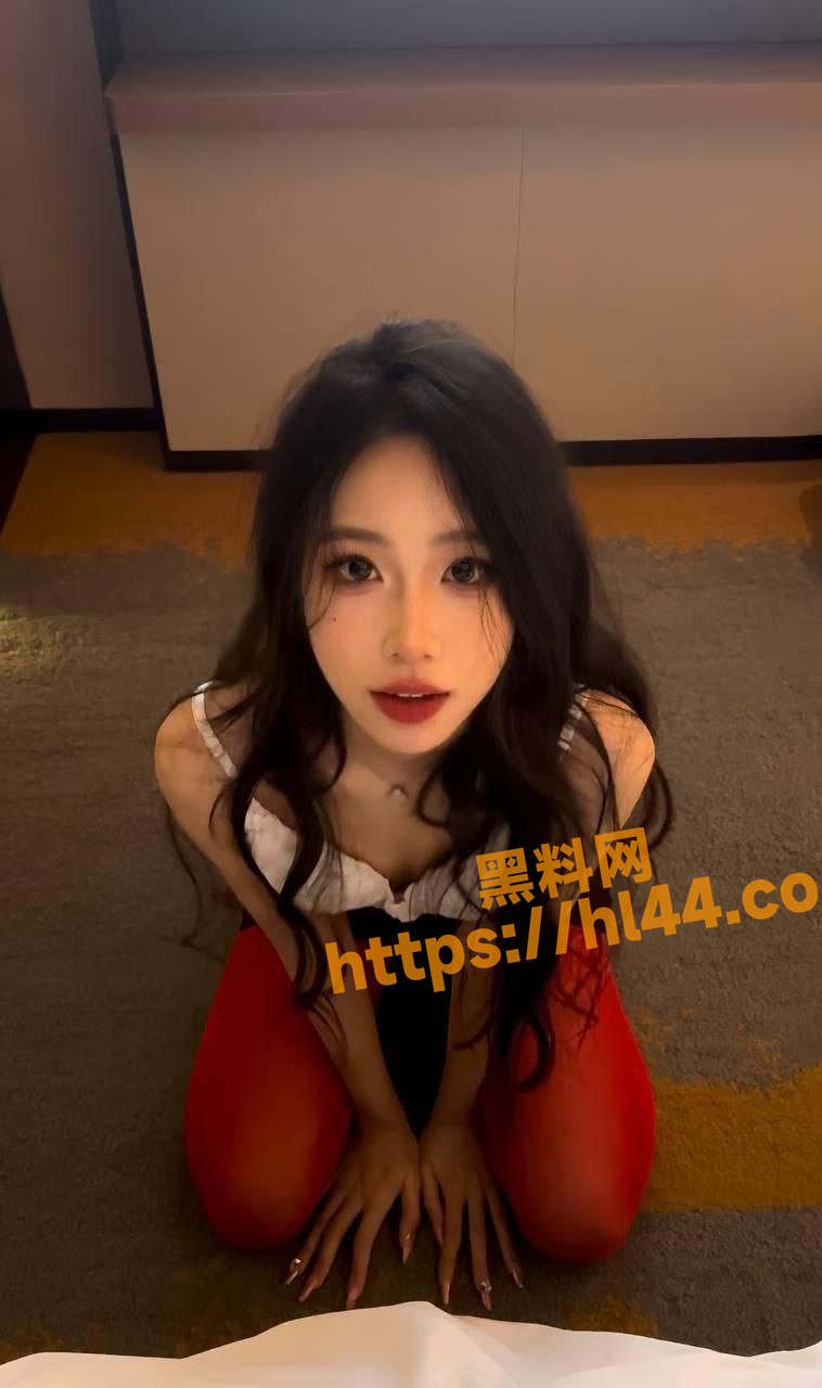 758X1280