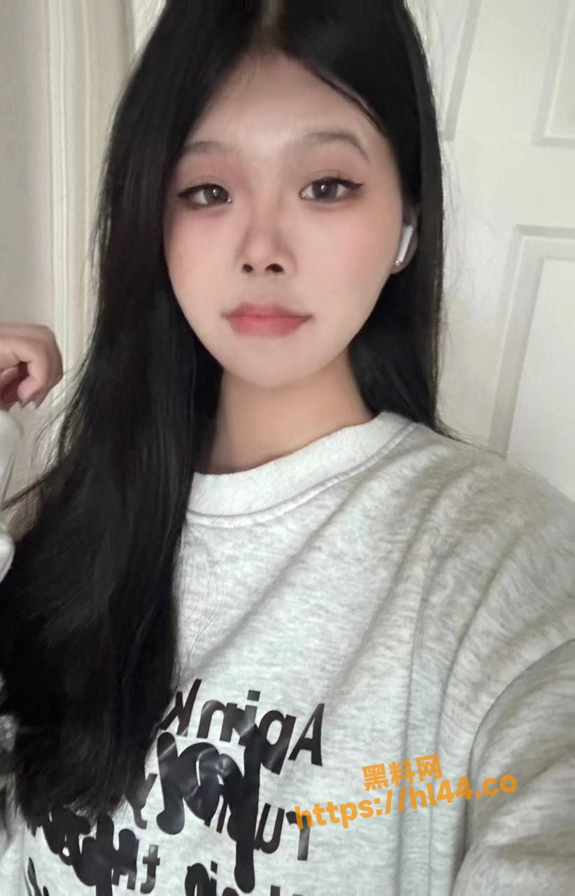 822X1280