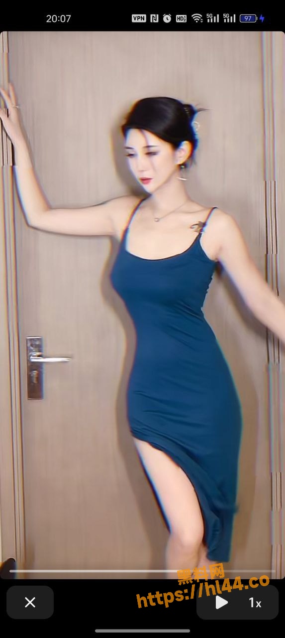 573X1280