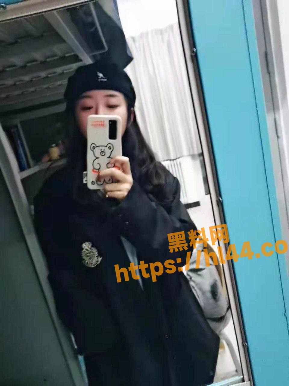 960X1280