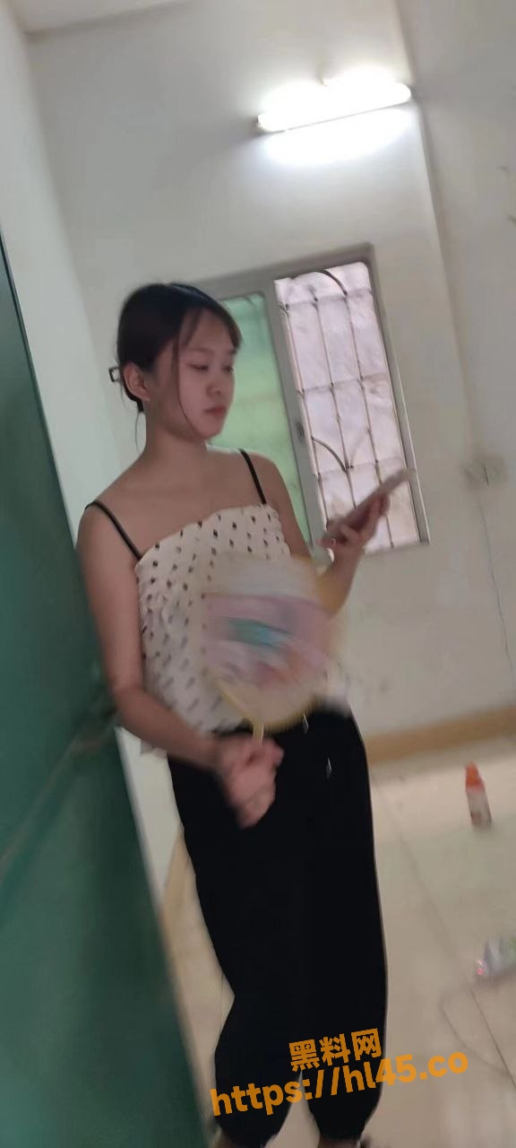 576X1280