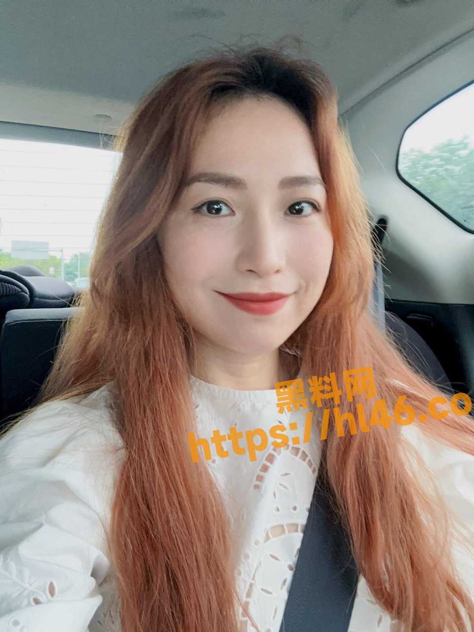960X1280