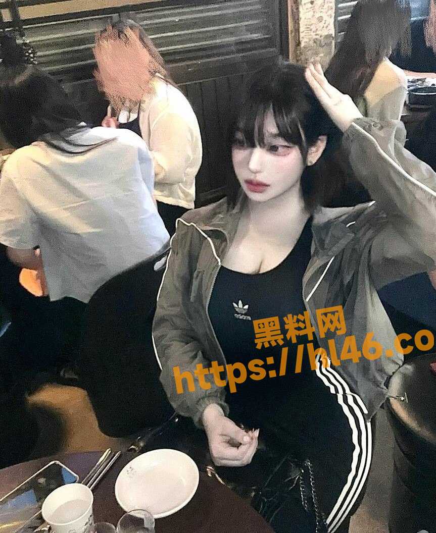 863X1056