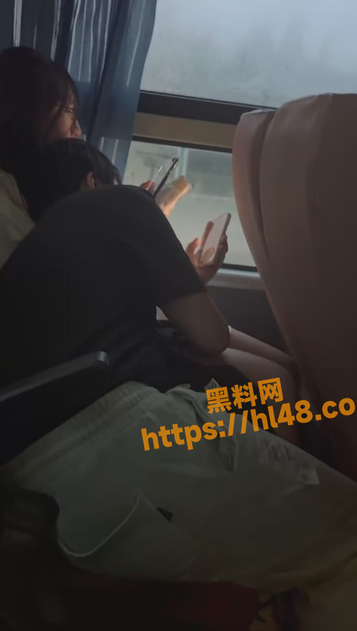 518X914