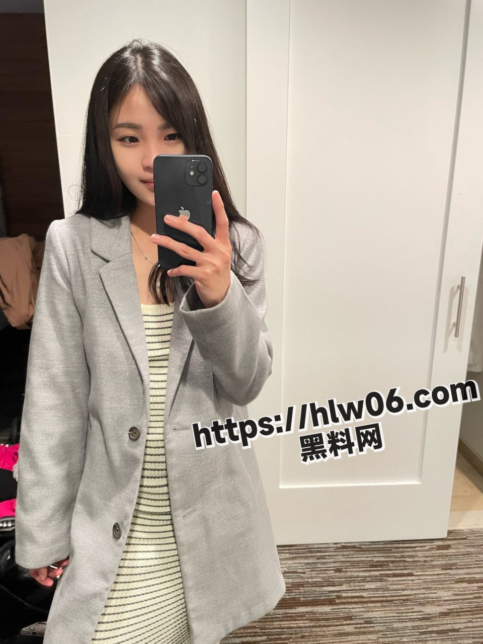 960X1280
