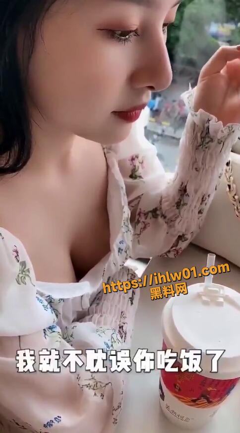 484X871
