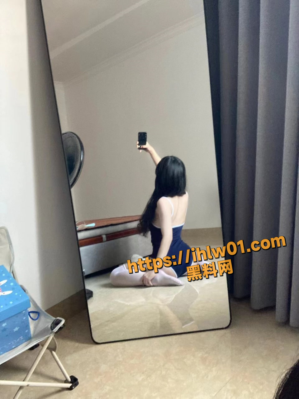 960X1280