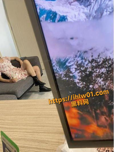 399X534