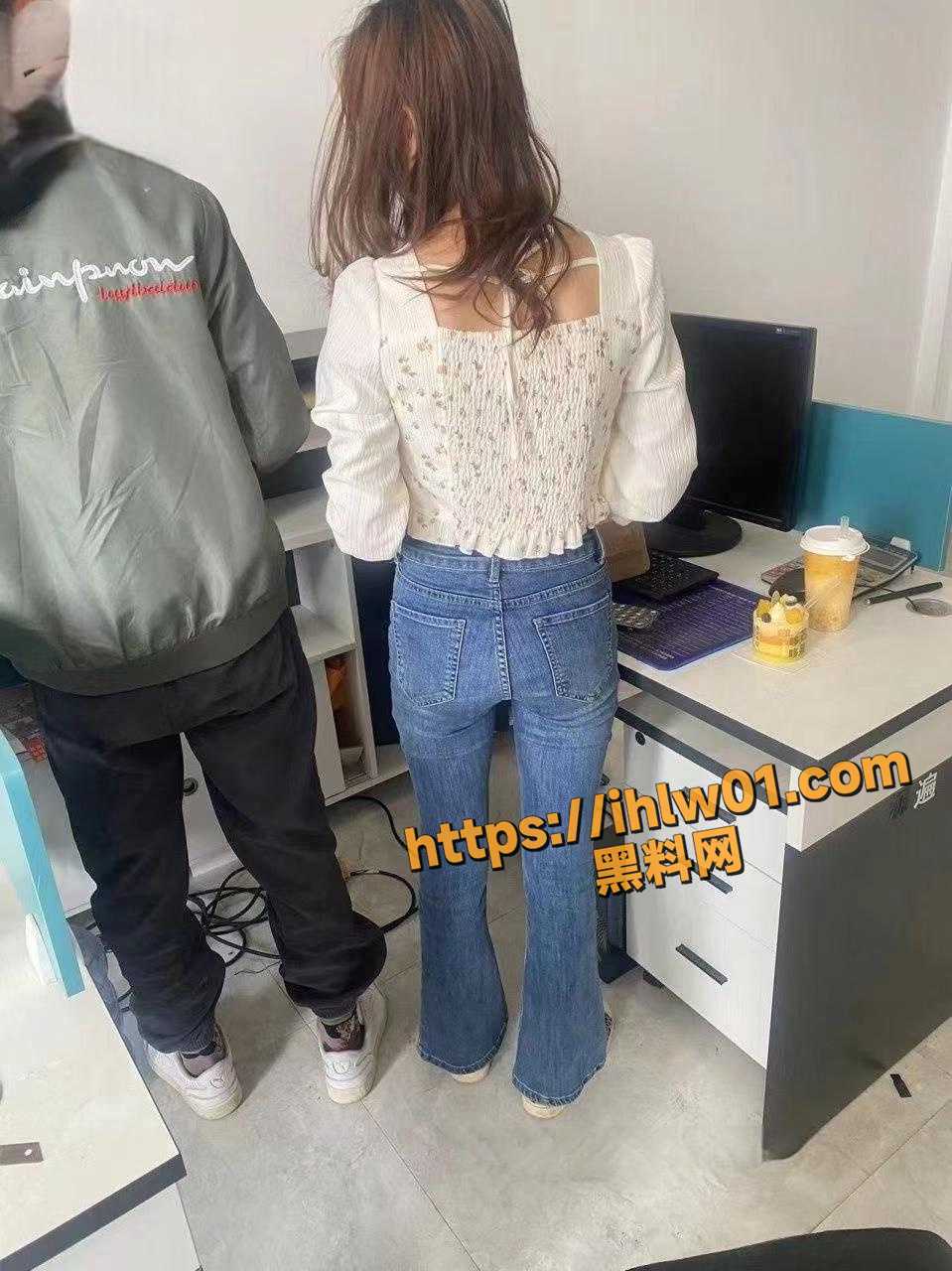 959X1280