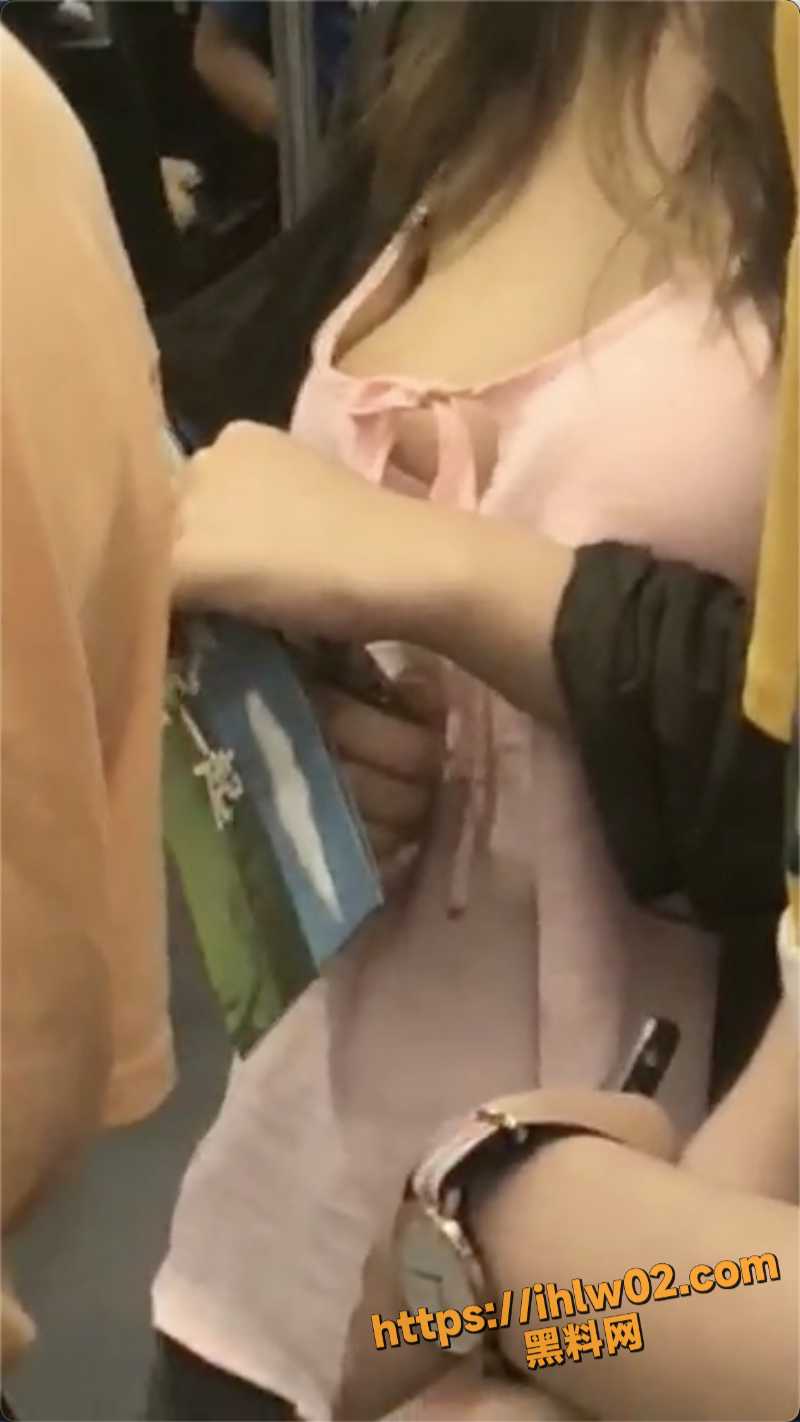 800X1422