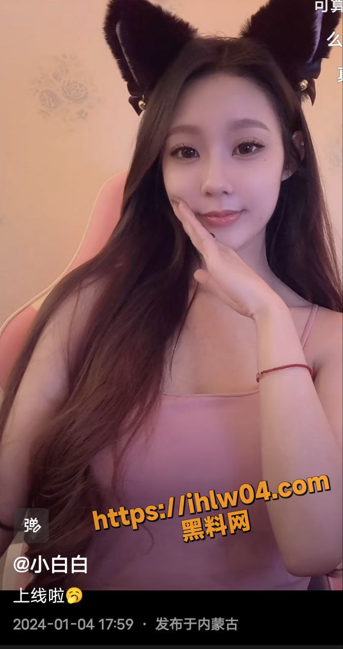 677X1280