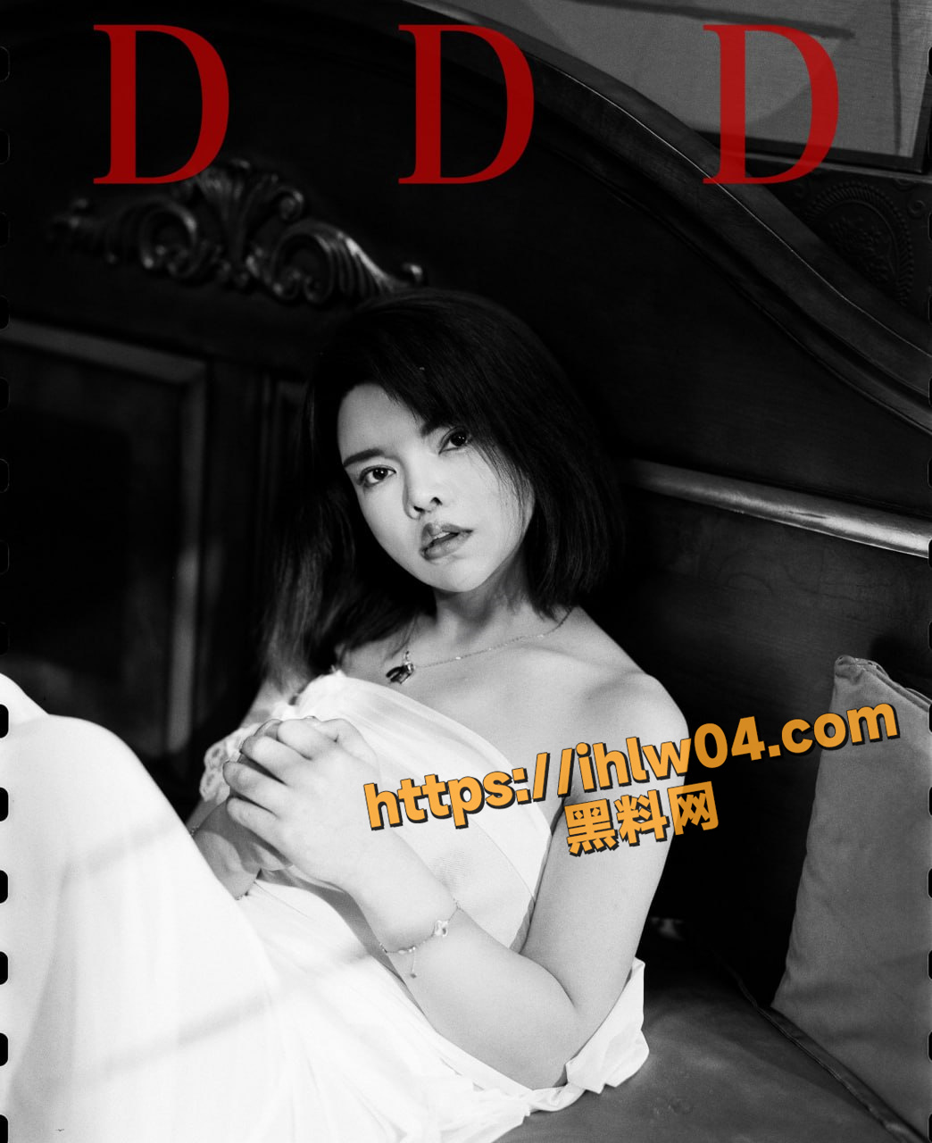 1044X1280