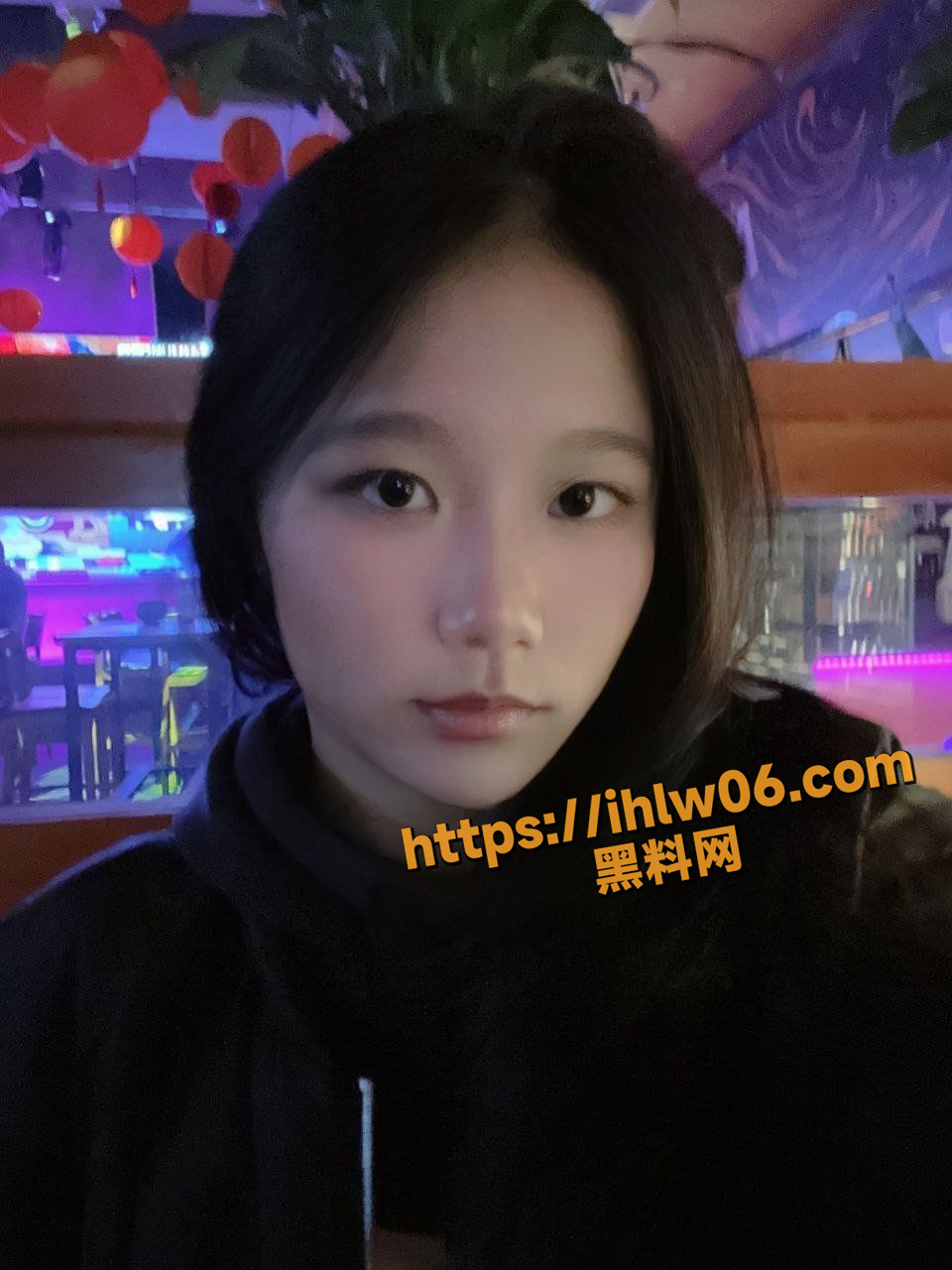 960X1280