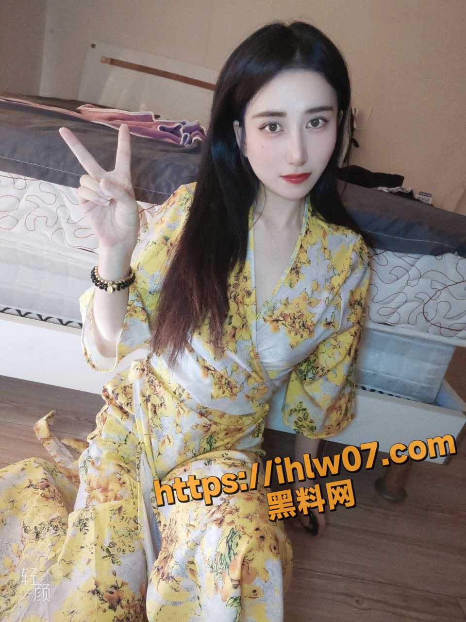 960X1280