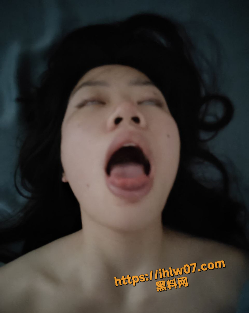 800X1005