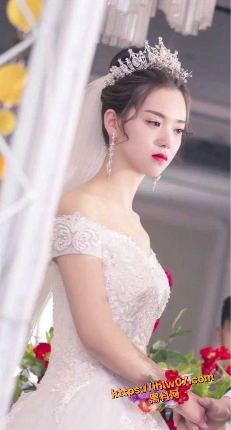 800X1489
