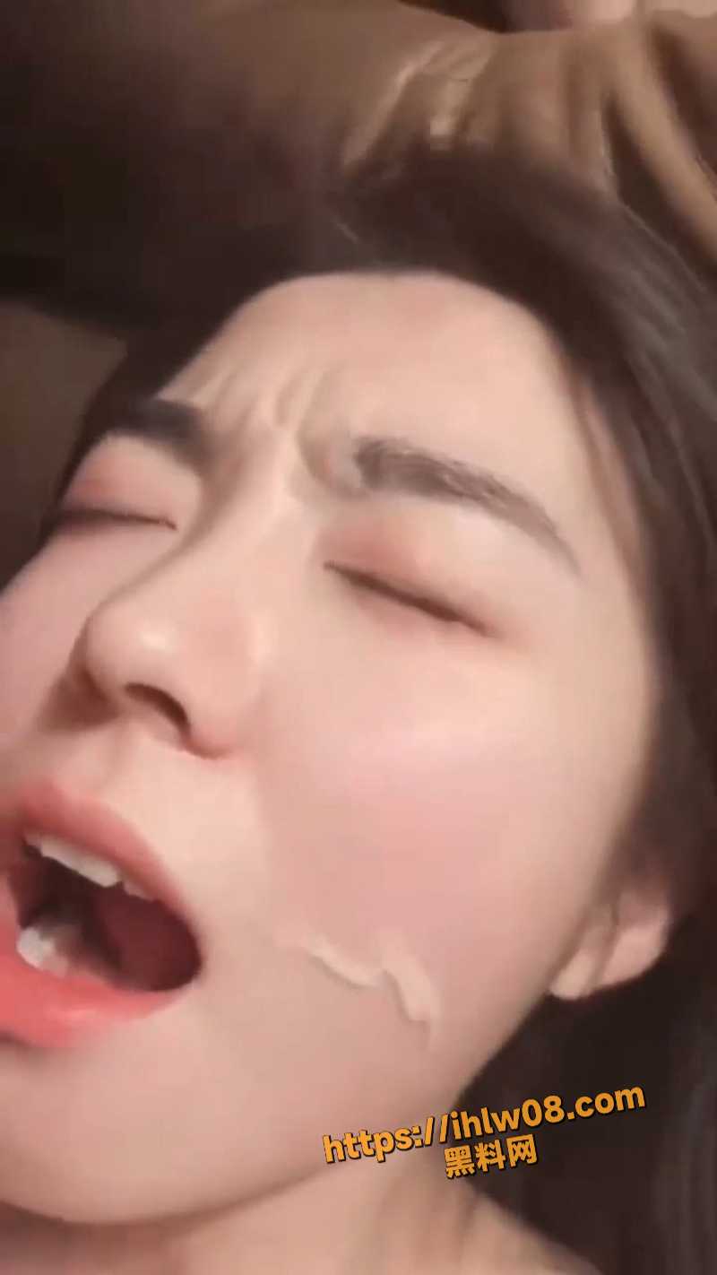 800X1422