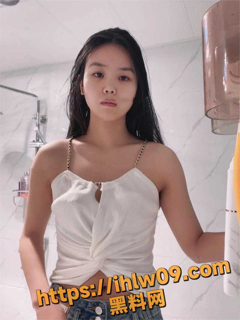 960X1280