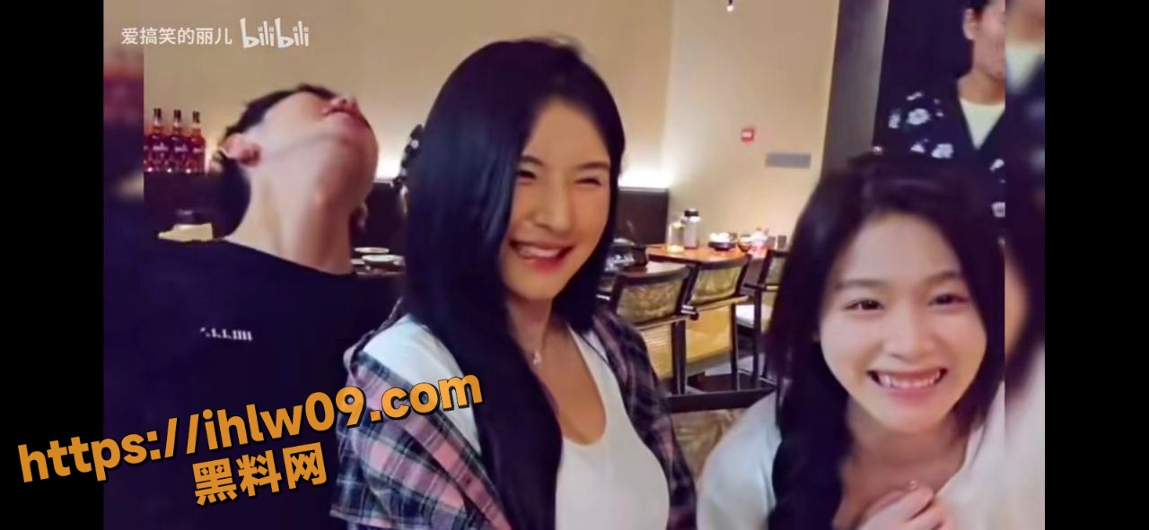 1280X591