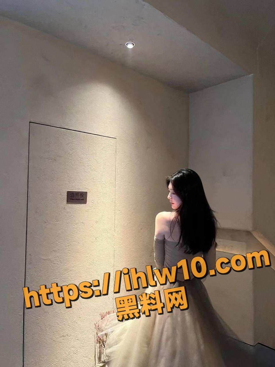 960X1280