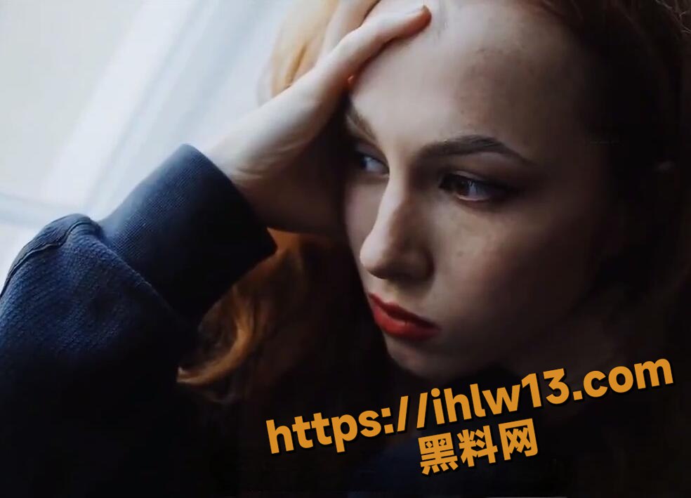 984X709
