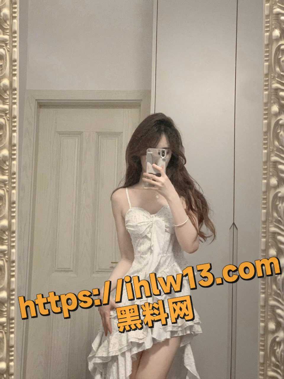 960X1280