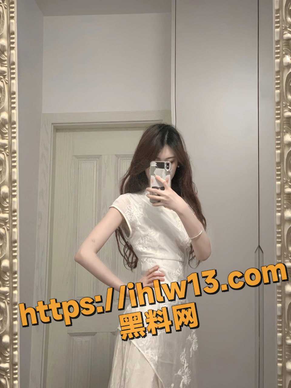 960X1280