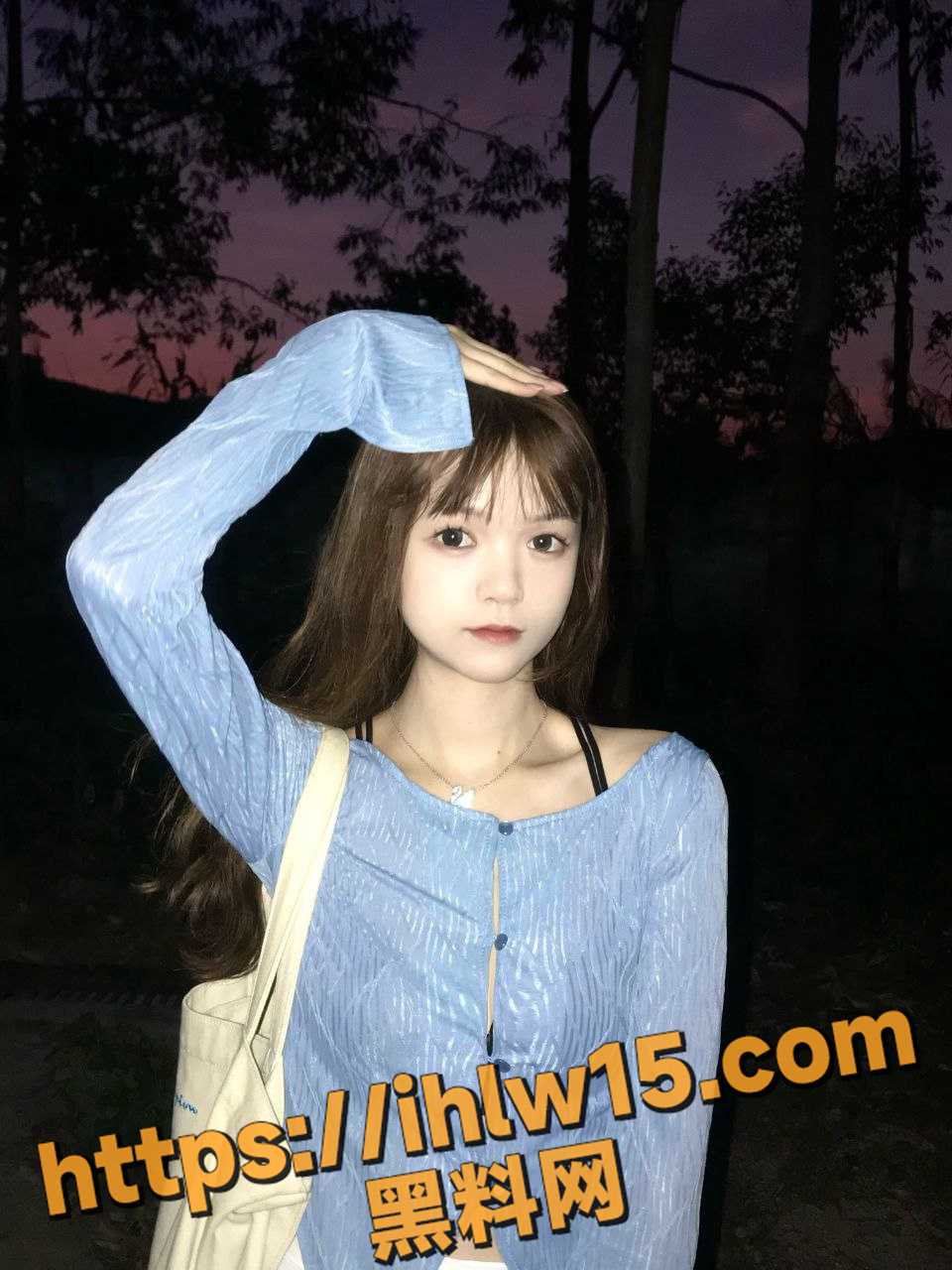 960X1280
