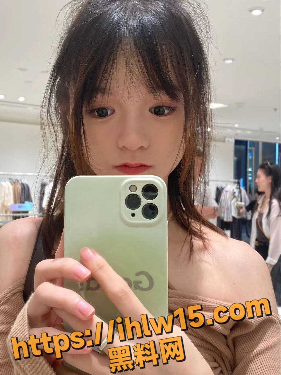 960X1280
