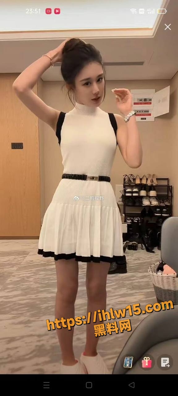576X1280