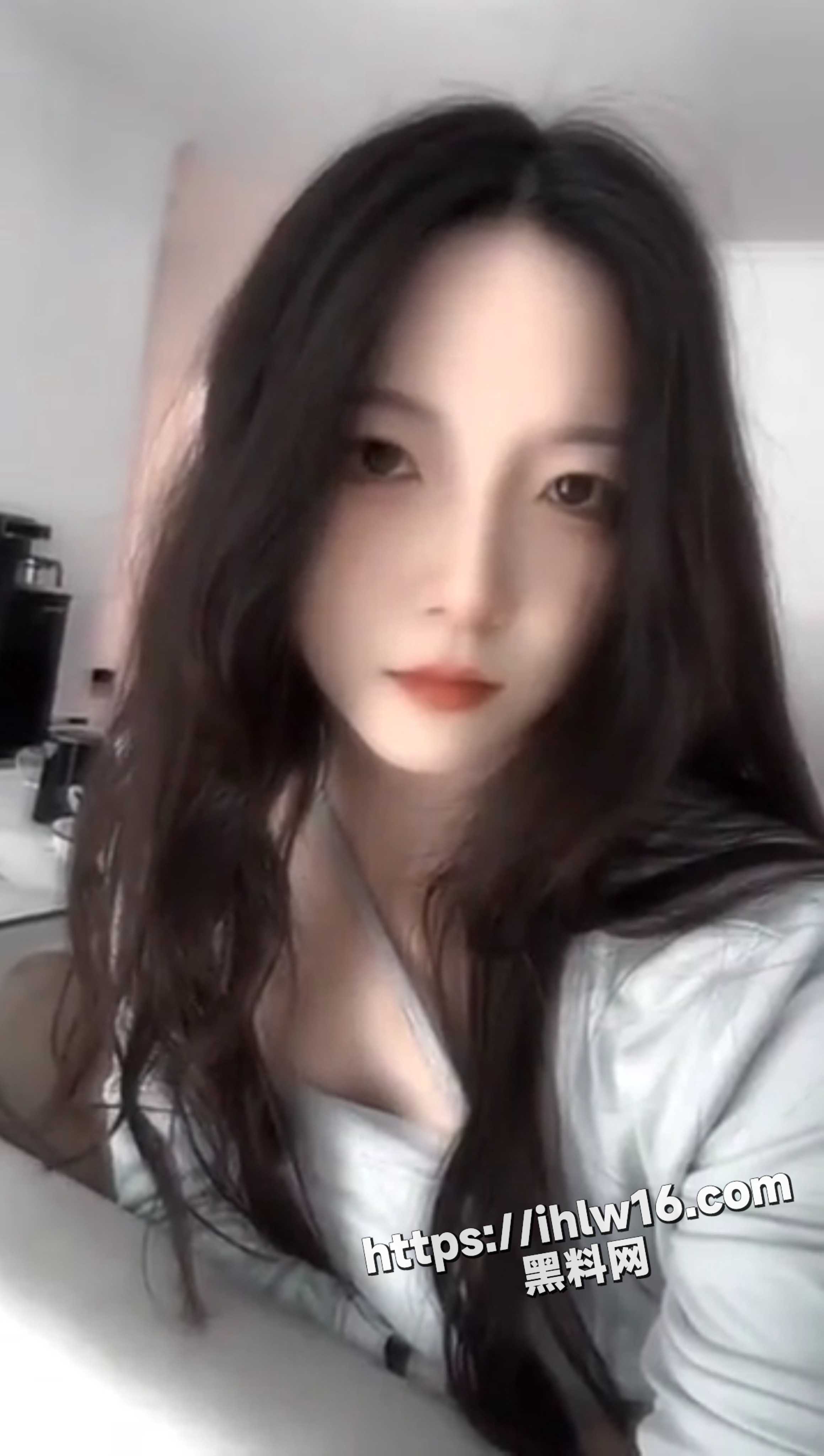 2318X4095