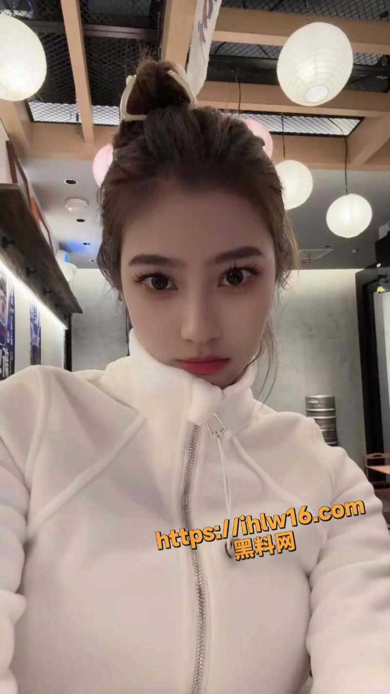 800X1422