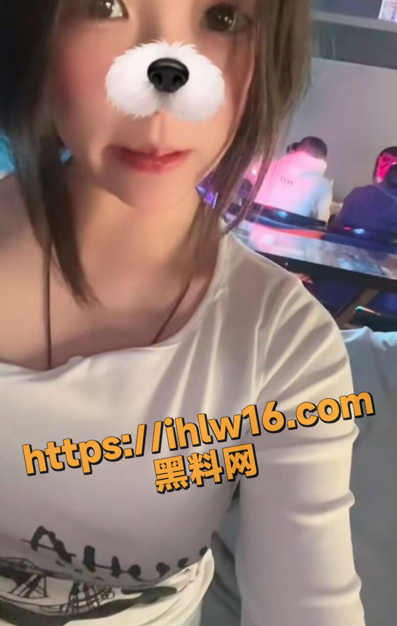 812X1280