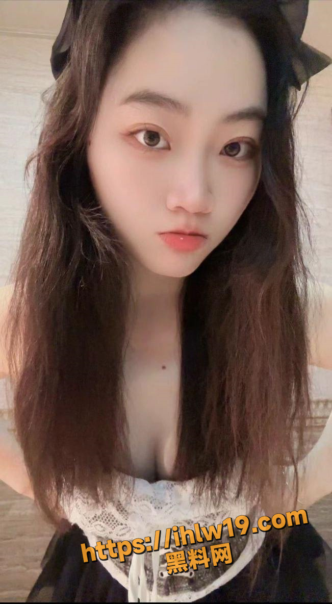 651X1184
