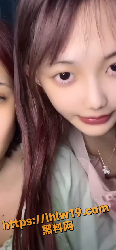 403X868