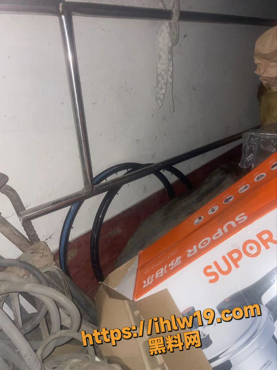 960X1280