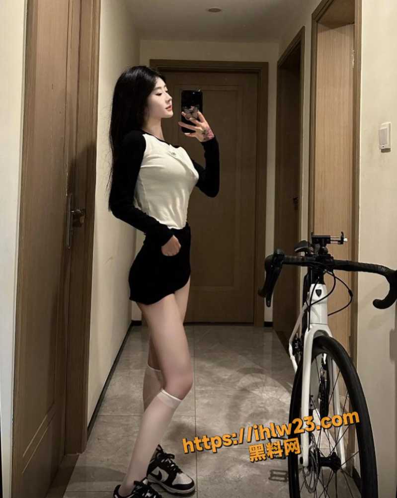 799X1002