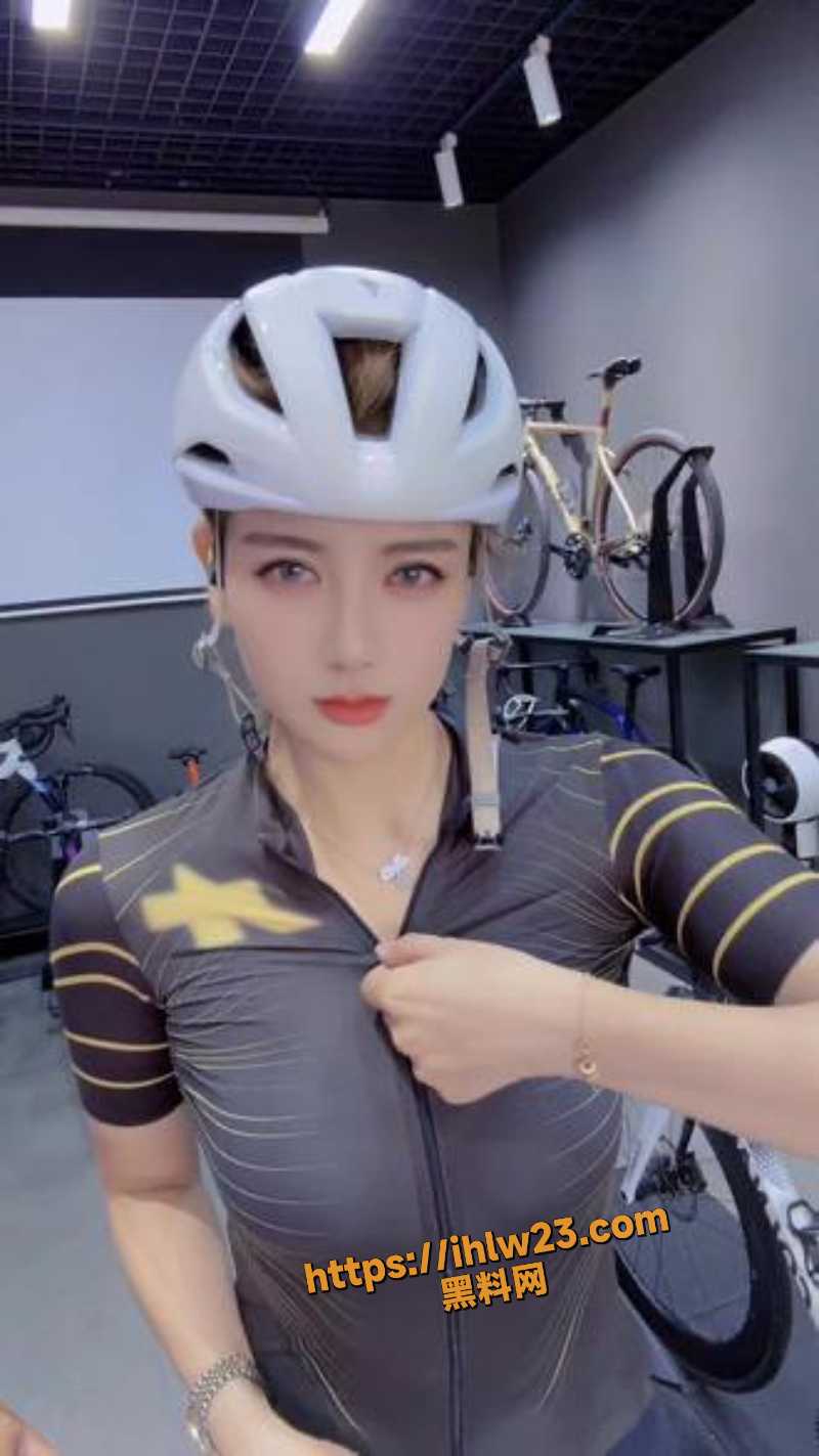 800X1423