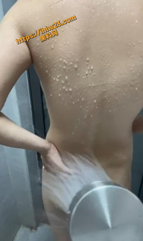 475X801